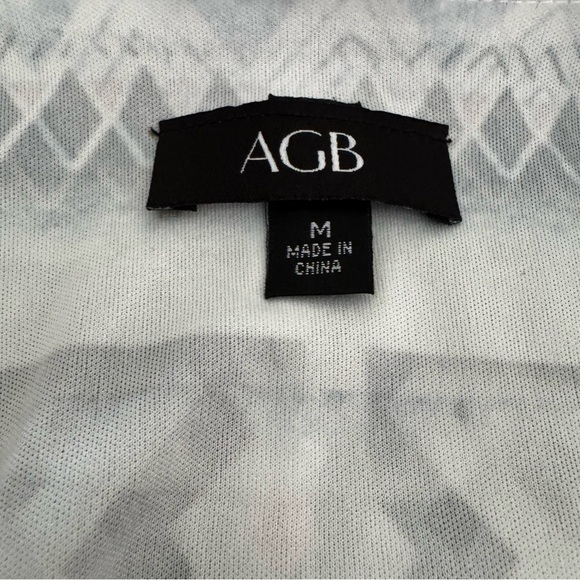 AGB Blouse Tribal Geometric Pattern Petal Pink Elastic Hem Flowy Blouse Size M - Picture 7 of 9